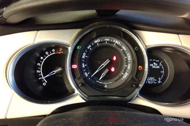 Citroen DS 2013 - 13