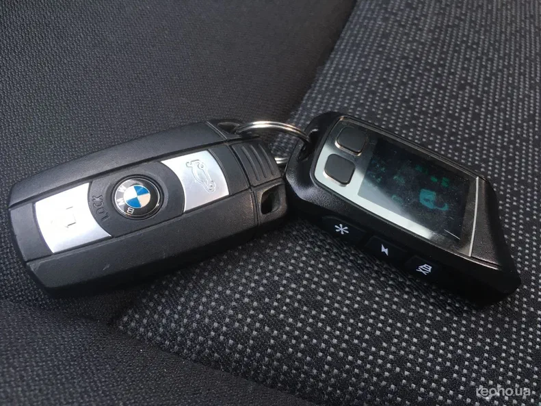 BMW 3 серія 2008 - 12