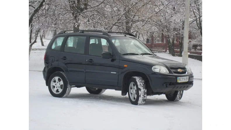 Chevrolet Niva 2011
