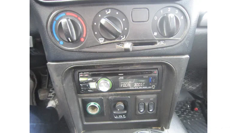 Chevrolet Niva 2011 - 21