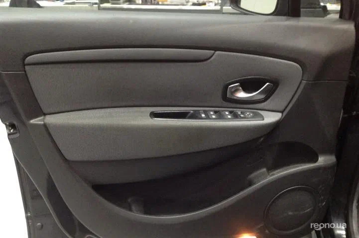 Renault Scenic 2011 - 10