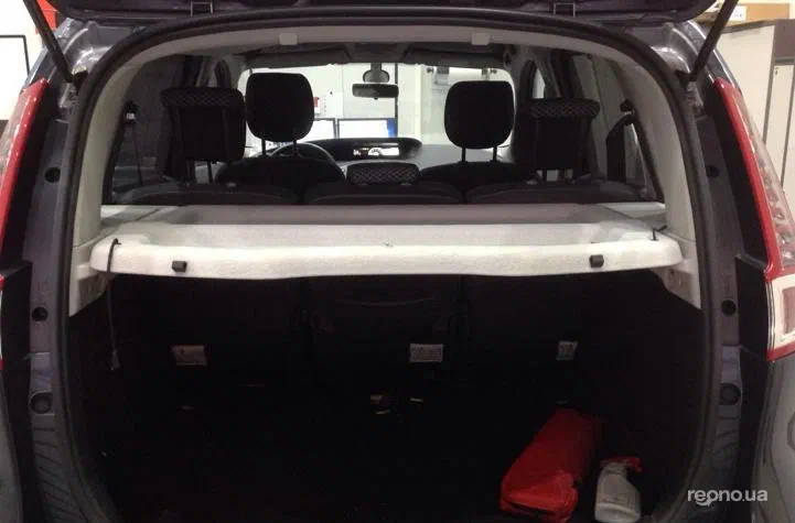 Renault Scenic 2011 - 14