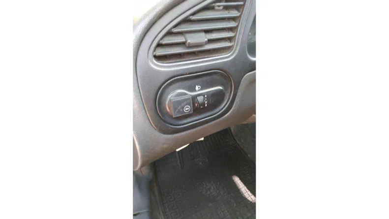 Daewoo Lanos 2005 - 12