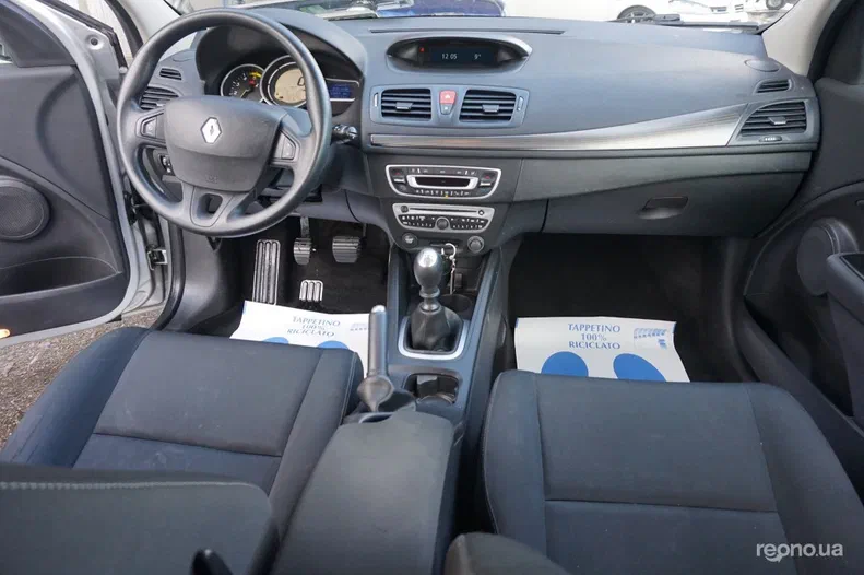 Renault Megane 2011 - 6