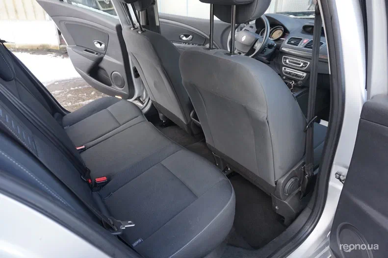 Renault Megane 2011 - 5