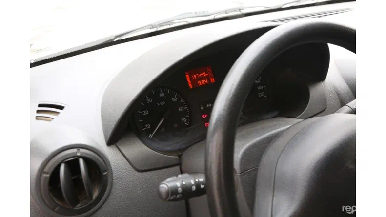 Renault Logan 2010 - 7