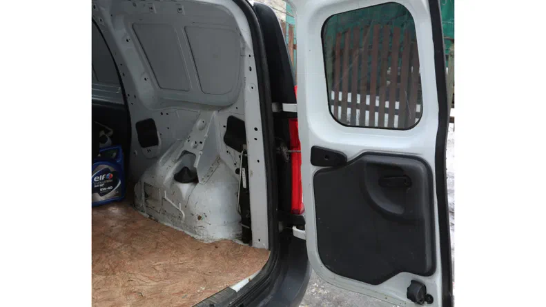 Renault Logan 2010 - 5