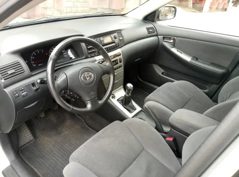 Toyota Corolla 2002 - 14