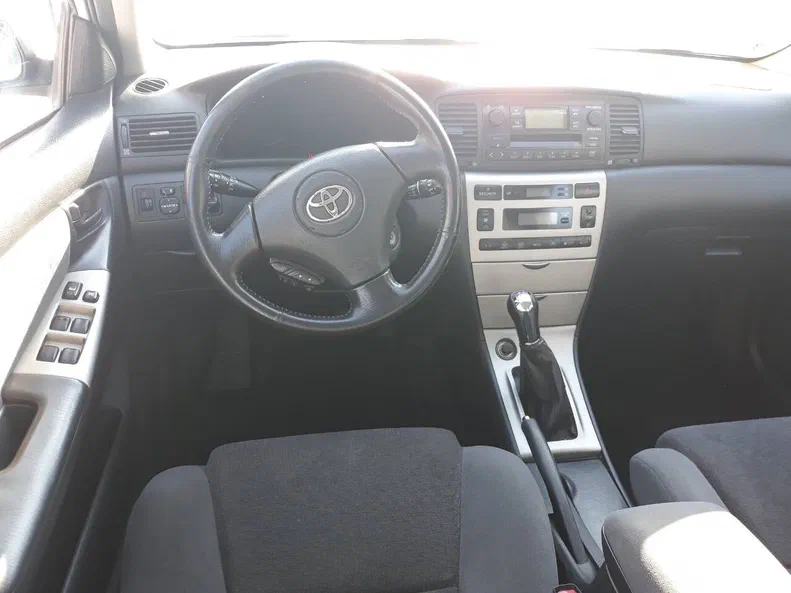Toyota Corolla 2002 - 20