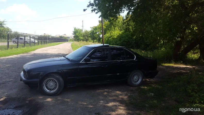 BMW 5 серии 1990