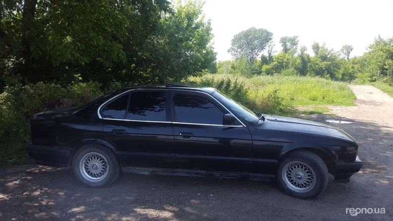 BMW 5 серии 1990