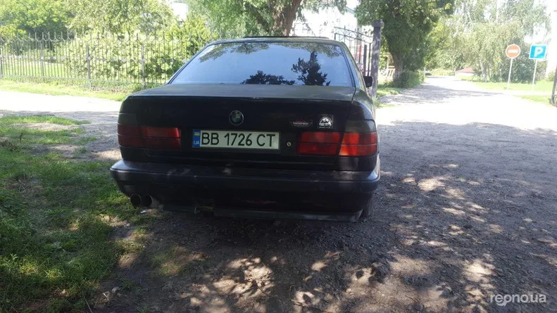 BMW 5 серии 1990
