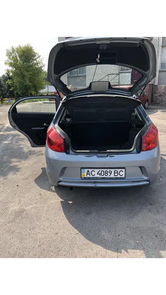 ЗАЗ Forza 2011 - 5