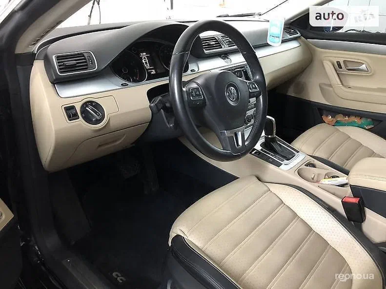 Volkswagen Passat CC 2013