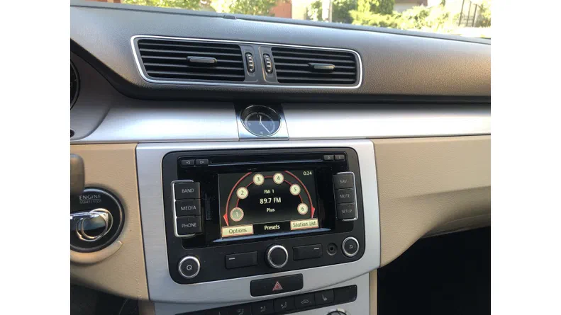 Volkswagen Passat CC 2013 - 8