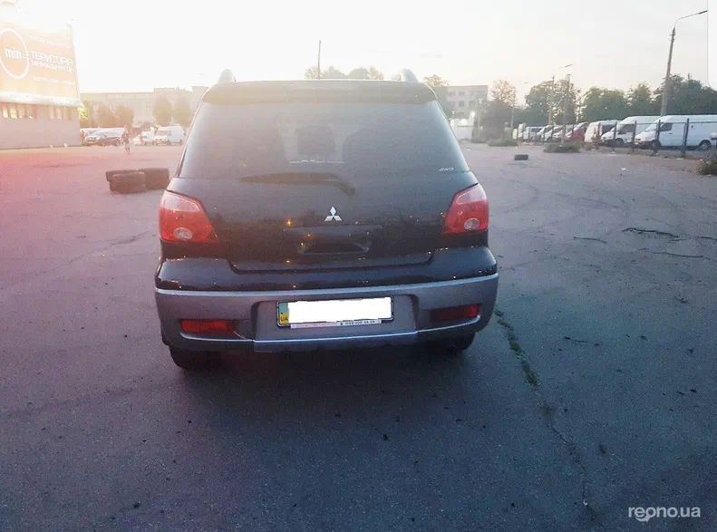 Mitsubishi Outlander 2008