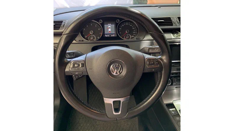 Volkswagen Passat 2011 - 15