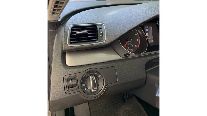 Volkswagen Passat 2011 - 5