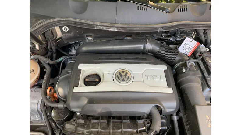 Volkswagen Passat 2011 - 12