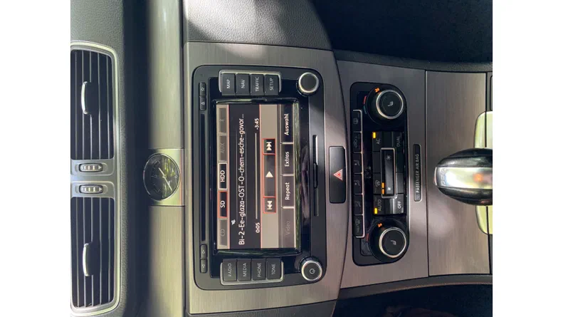 Volkswagen Passat 2011 - 10