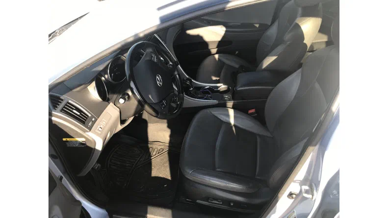 Hyundai Sonata 2011 - 6