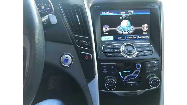 Hyundai Sonata 2011 - 5