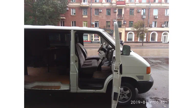 Volkswagen Transporter 1998 - 6