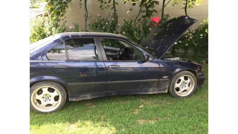 BMW 3 серии 1995