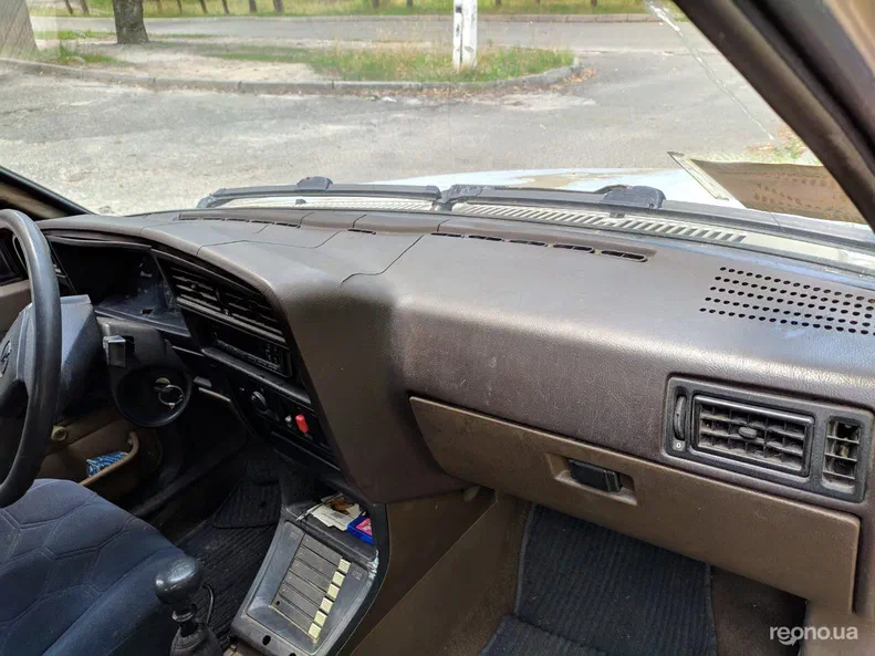 Opel Ascona 1987 - 5