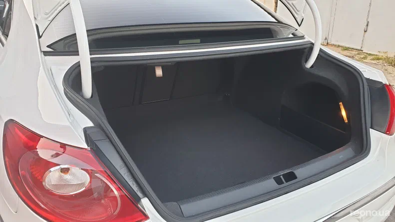 Volkswagen Passat CC 2011 - 6