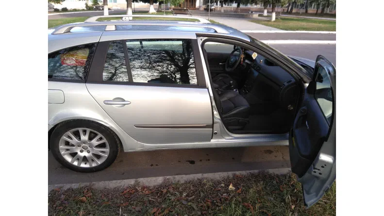 Renault Laguna 2002 - 17