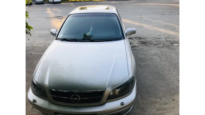 Opel Omega 2000 - 14