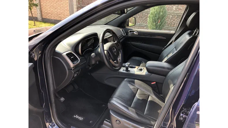 Jeep Grand Cherokee 2013 - 9