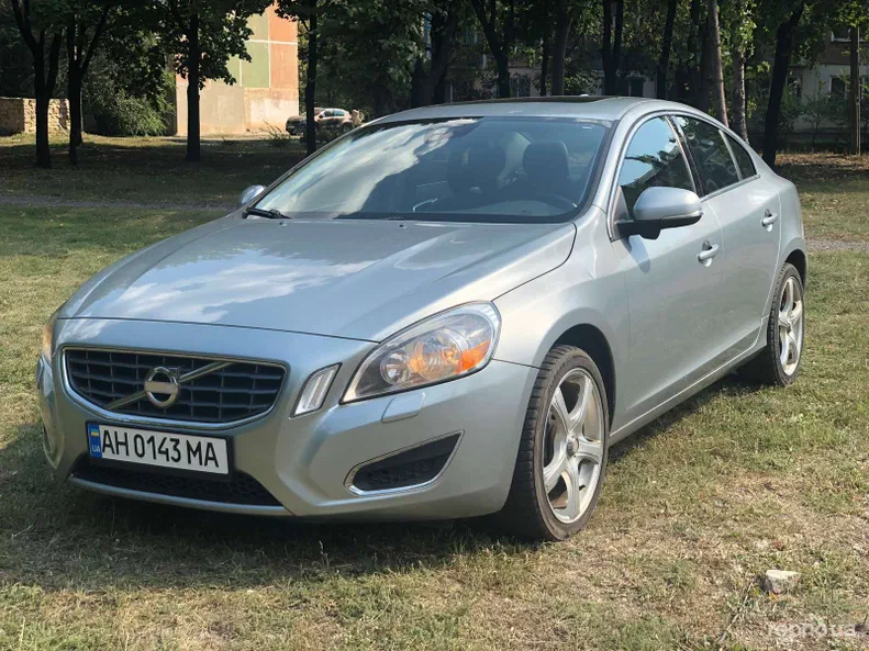 Volvo S60 2012 - 6