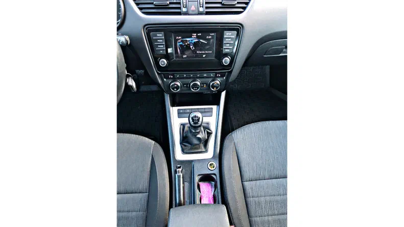 Skoda Octavia 2015 - 36