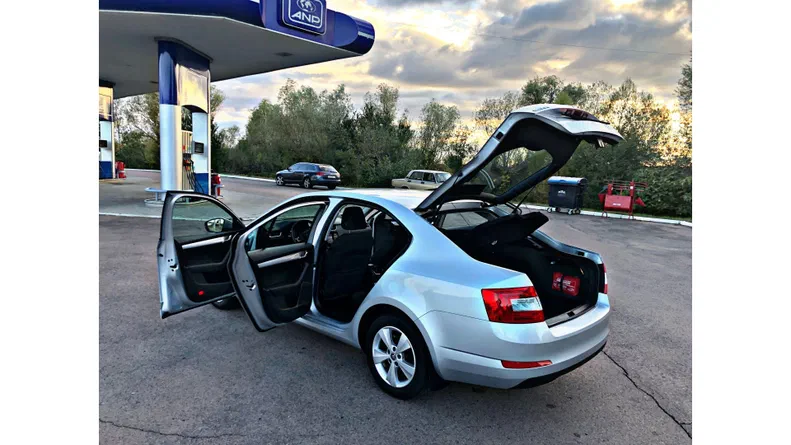 Skoda Octavia 2015 - 12