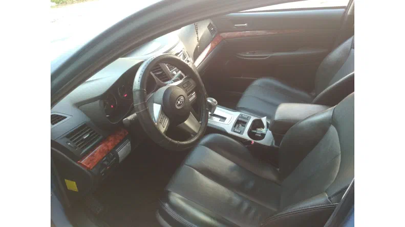 Subaru Legacy 2011 - 6