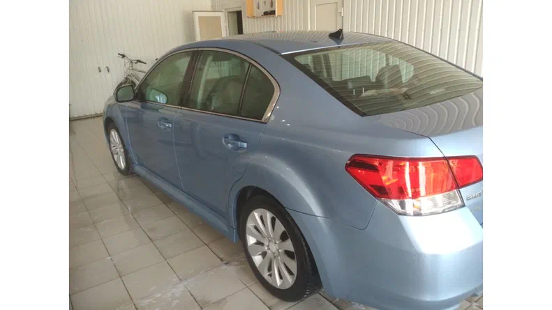 Subaru Legacy 2011