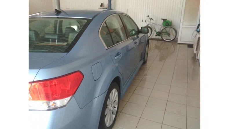 Subaru Legacy 2011