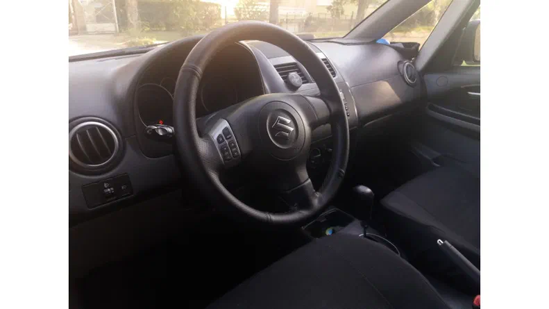 Suzuki SX4 2012