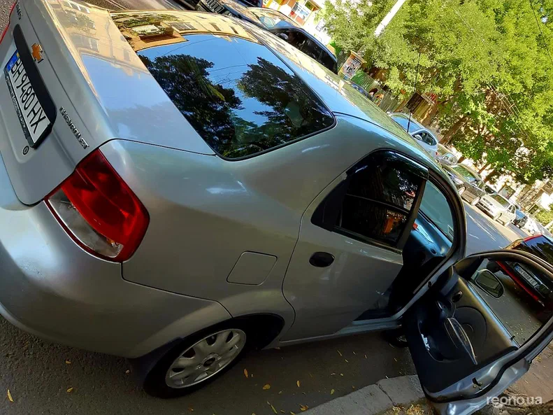 Chevrolet Aveo 2005 - 6