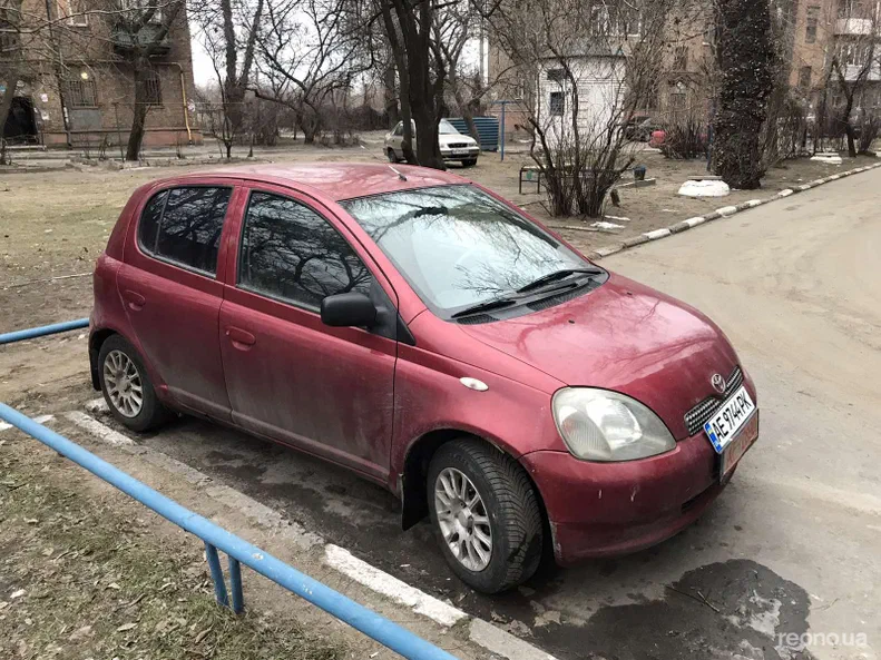 Toyota Yaris 2001