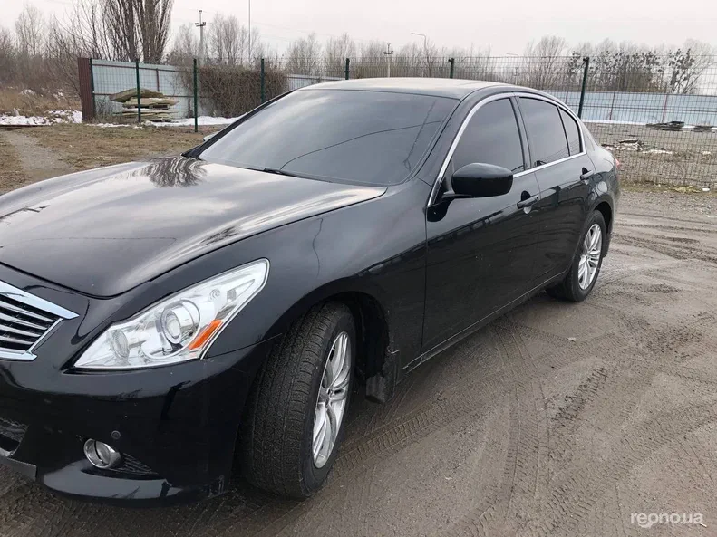 Infiniti G 2012