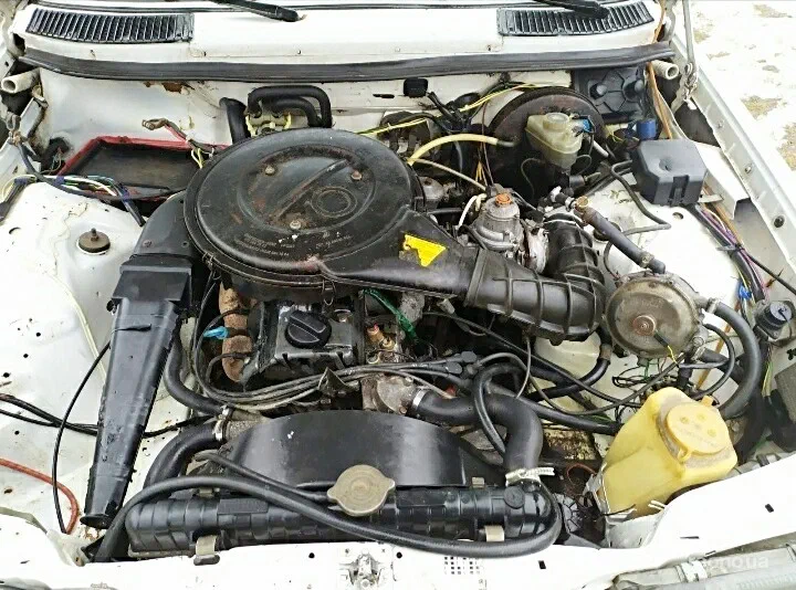 Mercedes-Benz W124 1984 - 11