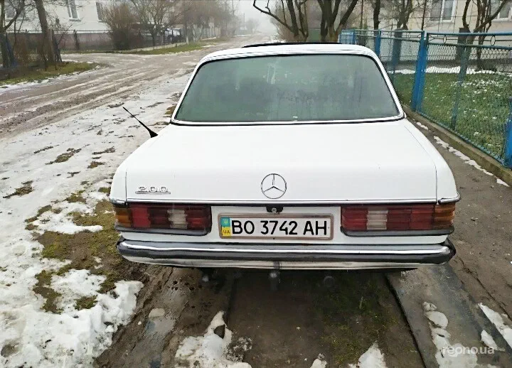 Mercedes-Benz W124 1984 - 10