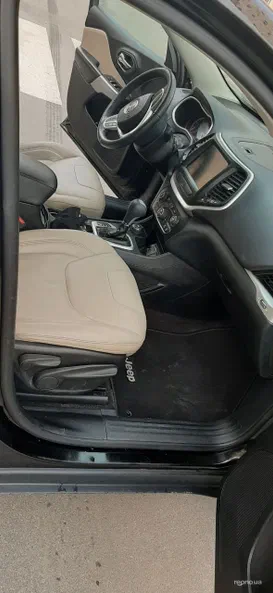 Jeep Cherokee 2016 - 8