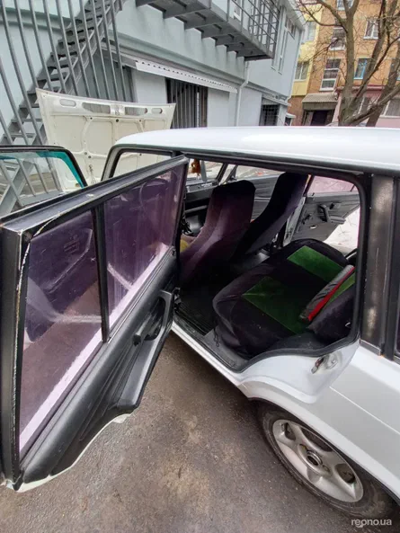 Lada (ВАЗ) 2104 2001 - 7