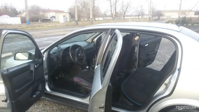 Opel Astra 2004