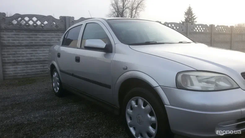 Opel Astra 2004