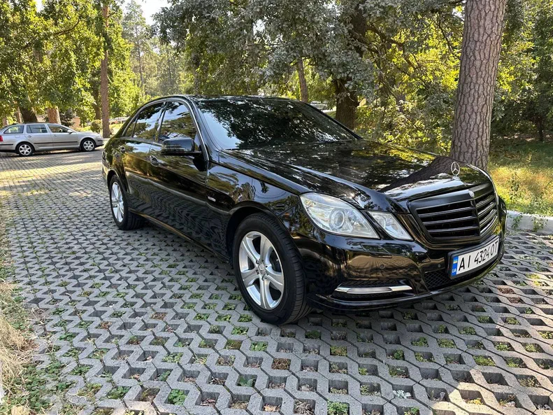 Mercedes-Benz E-Класс 2011